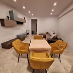 דירה Emmaia Sunrise Luxury אפורי נורד